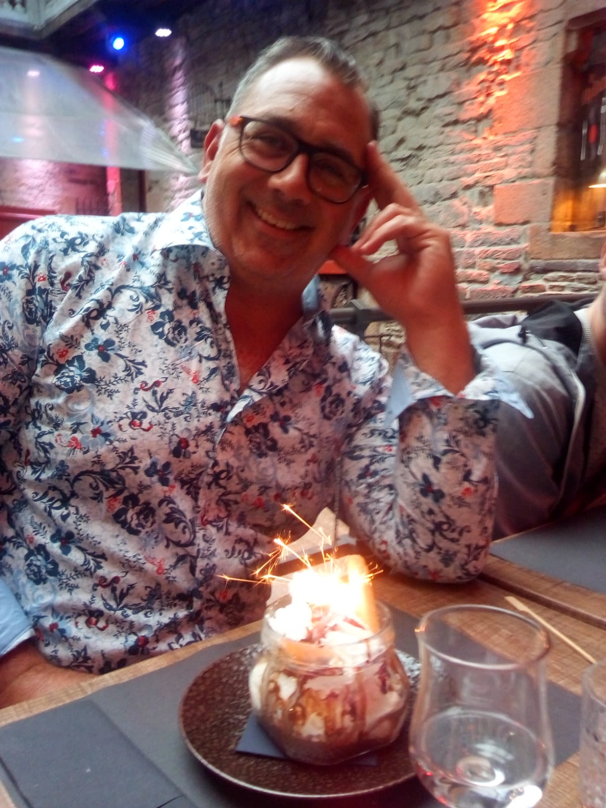 Elyasse - Moulay - Mayenne | Rencontre Trans