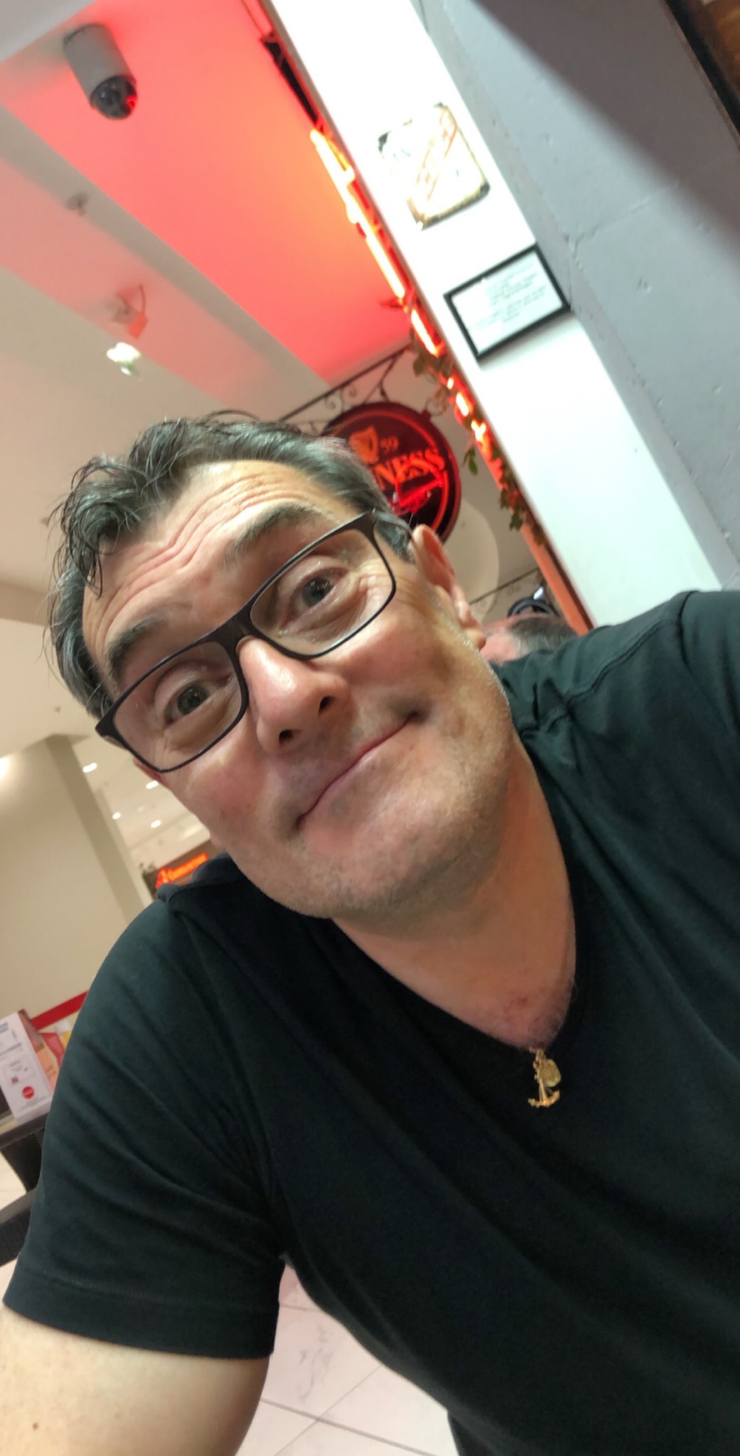 Edmond - Bar - Corrèze | Rencontre Trans