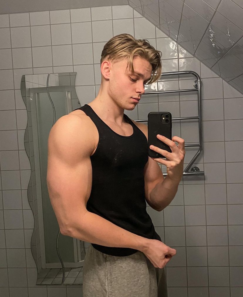 Hugolin - Abbéville-lès-Conflans - Meurthe-et-Moselle | Rencontre Trans