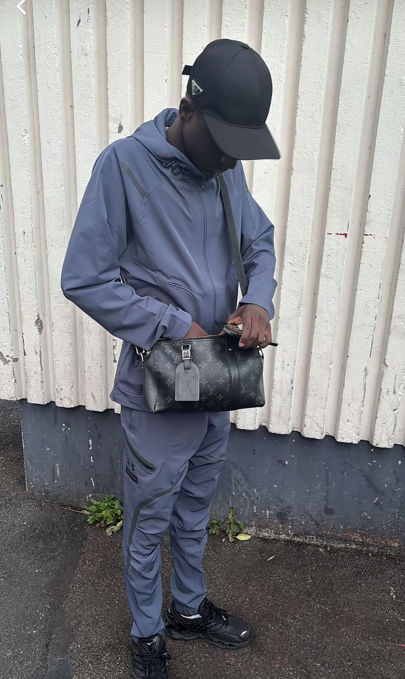 Nominoe - Poncin - Ain | Rencontre Trans