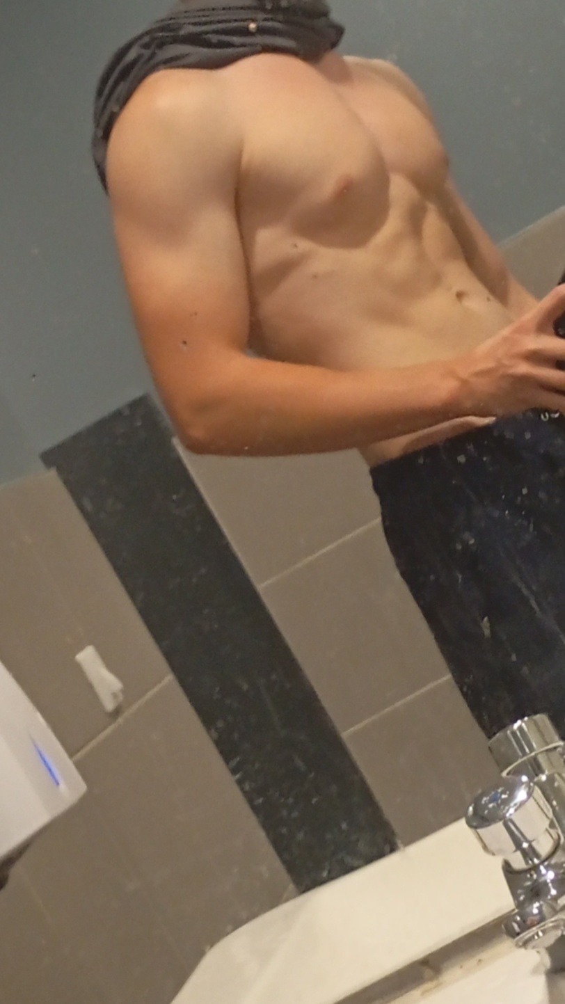 Wladyslas - Lanleff - Côtes-d'Armor | Rencontre Trans